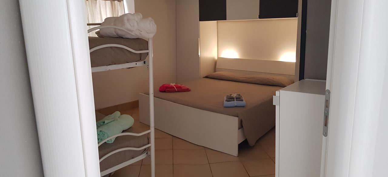 Beckye Apartment Terracina Bagian luar foto