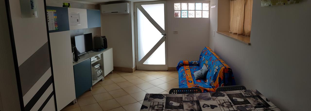 Beckye Apartment Terracina Bagian luar foto